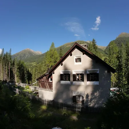 Carolina Gatekeeper's House * Zernez